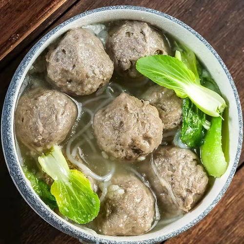 冰冻牛肉丸爆料方法视频,视频教程教你在家轻松制作